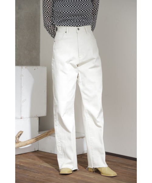 CIMARRON(シマロン)の「(CIMARRON)ワイドデニムパンツ(デニムパンツ・レディース・ホワイト/ブルー・25/26)」の8枚目の写真