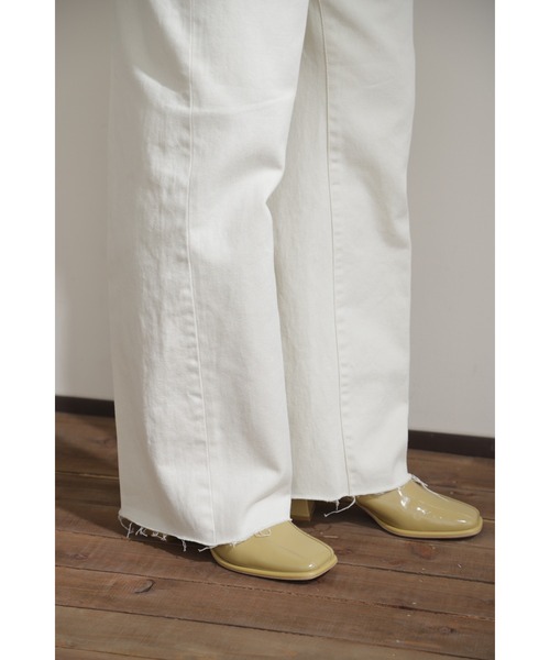 CIMARRON(シマロン)の「(CIMARRON)ワイドデニムパンツ(デニムパンツ・レディース・ホワイト/ブルー・25/26)」の12枚目の写真