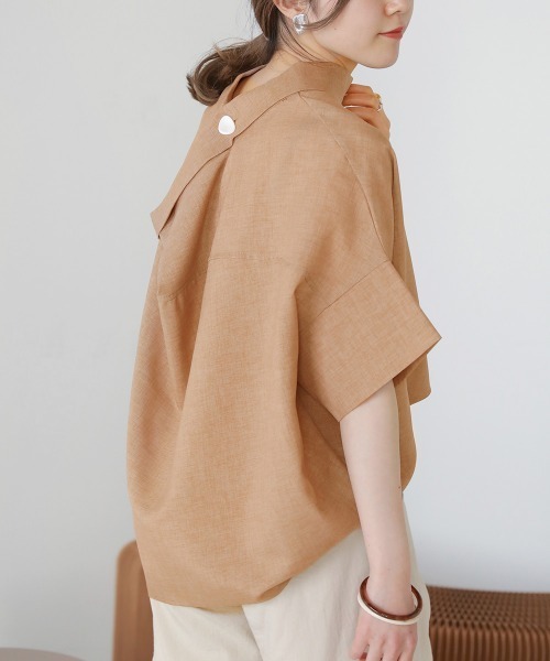 Bab（バブ）の「ボタン付変形ブラウス（シャツ/ブラウス）」 - WEAR