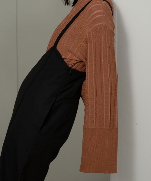 lawgy(ラウジー)の「long cuffs pleats knit(ニット/セーター・レディース・クリーム/ブラウン/グリーン・FREE)」の13枚目の写真