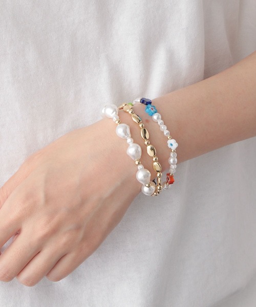 LOWRYS FARM（ローリーズファーム）の「3SETゴムブレス　273978（ブレスレット・レディース・ホワイト/その他1/ブルー系その他・FREE）」の3枚目の写真