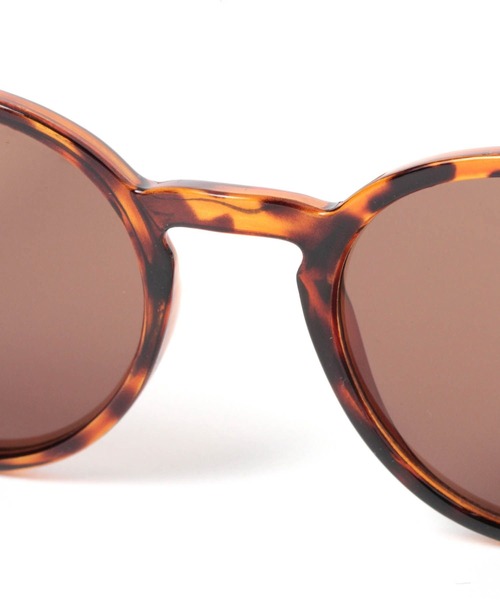 Me%（ミィパーセント）の「ポイントボストンサングラス（サングラス・レディース・ダークブラウン/ブラック系その他・FREE）」の13枚目の写真