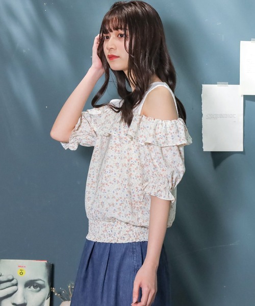Honeys（ハニーズ）の「肩あきブラウス（シャツ/ブラウス）」 - WEAR