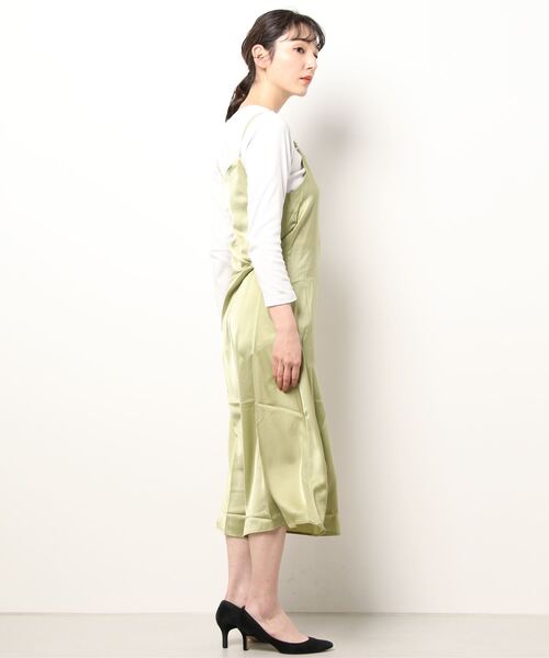 aimoha（アイモハ）の「デザインサテンキャミソールワンピース (SS)（ワンピース・レディース・ブラック/シャンパン/グリーン・LARGE/MEDIUM）」の4枚目の写真