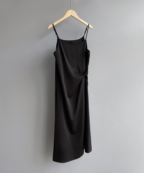 aimoha（アイモハ）の「デザインサテンキャミソールワンピース (SS)（ワンピース・レディース・ブラック/シャンパン/グリーン・LARGE/MEDIUM）」の10枚目の写真