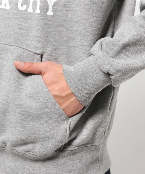 WHO'S WHO gallery(フーズフーギャラリー)の「【期間限定セール】【BOYMAN】クラックカレッジフードパーカー(パーカー・メンズ・ホワイト/ネイビー/グレー/ブラック・MEDIUM/SMALL/LARGE)」の10枚目の写真