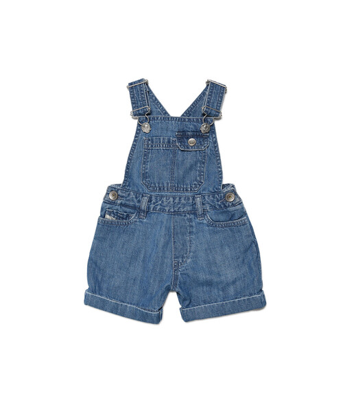 DIESEL(ディーゼル)の「DIESEL KID ベビー オーバーオール ショートパンツ デニム(サロペット/オーバーオール・キッズ・インディゴブルー・12M/18M/24M)」の8枚目の写真
