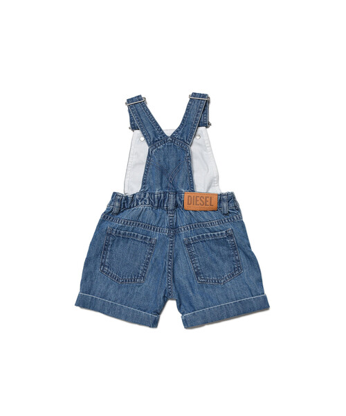 DIESEL(ディーゼル)の「DIESEL KID ベビー オーバーオール ショートパンツ デニム(サロペット/オーバーオール・キッズ・インディゴブルー・12M/18M/24M)」の9枚目の写真