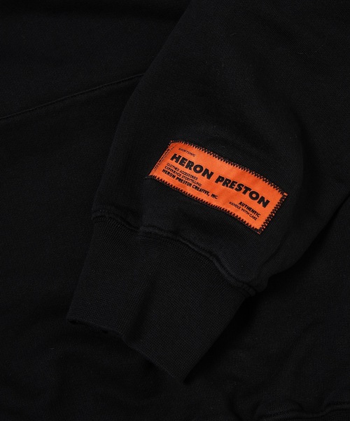 HERON PRESTON（ヘロンプレストン）の「HOODIE LOGO RECYCLED COTTON（パーカー・メンズ・ブラック・M/L）」の3枚目の写真
