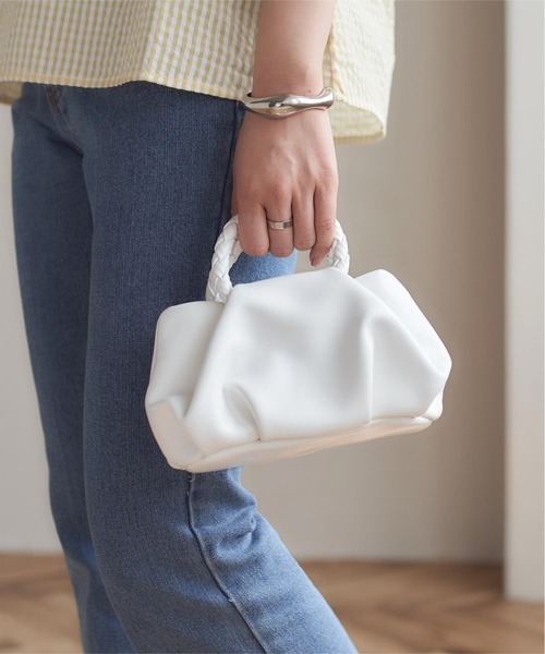 titivate(ティティベイト)の「編みハンドル2wayミニバッグ(ショルダーバッグ・レディース・ブルー/イエロー/ホワイト・FREE)」の13枚目の写真