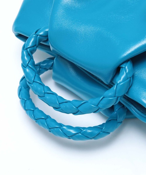 titivate(ティティベイト)の「編みハンドル2wayミニバッグ(ショルダーバッグ・レディース・ブルー/イエロー/ホワイト・FREE)」の6枚目の写真