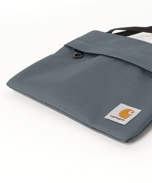 Carhartt WIP(カーハートダブリューアイピー)の「VERNON STRAP BAG(ショルダーバッグ・メンズ・カーキ/ダークネイビー/ライトブラウン・ONE SIZE)」の5枚目の写真