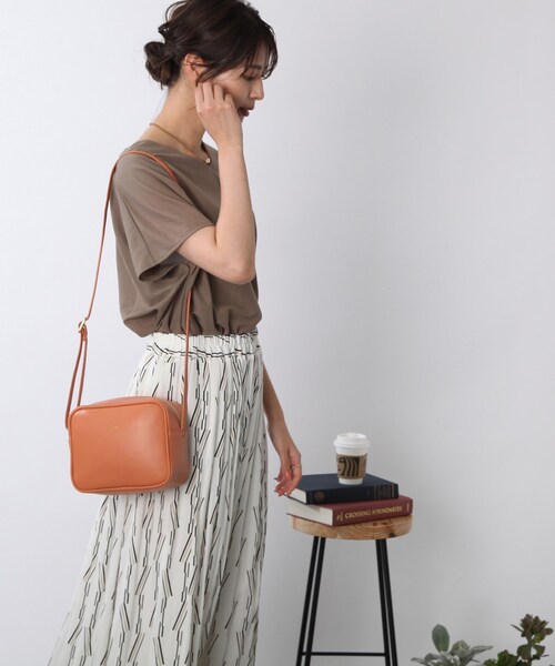 DRESKIP(ドレスキップ)の「◆スクエアショルダーバッグ(ショルダーバッグ・レディース・グレー/オレンジ/グリーン/アイボリー・00)」の20枚目の写真