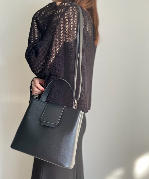 ISOOK(アイスー)の「【ZOZOTOWN限定】2way flap leather bag / 2wayフラップレザーバッグ(ハンドバッグ・レディース・ベージュ/ブラック/カーキ・FREE)」の9枚目の写真