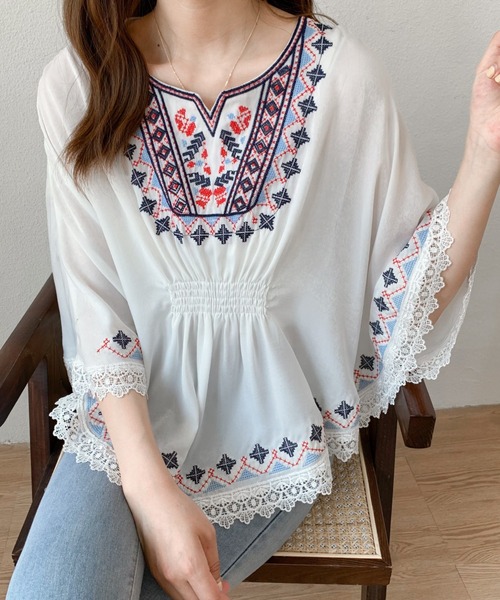 ABITOKYO(アビトーキョー)の「カラー刺繍ブラウス(シャツ/ブラウス・レディース・ベージュ/ネイビー/ホワイト・S/M)」の4枚目の写真