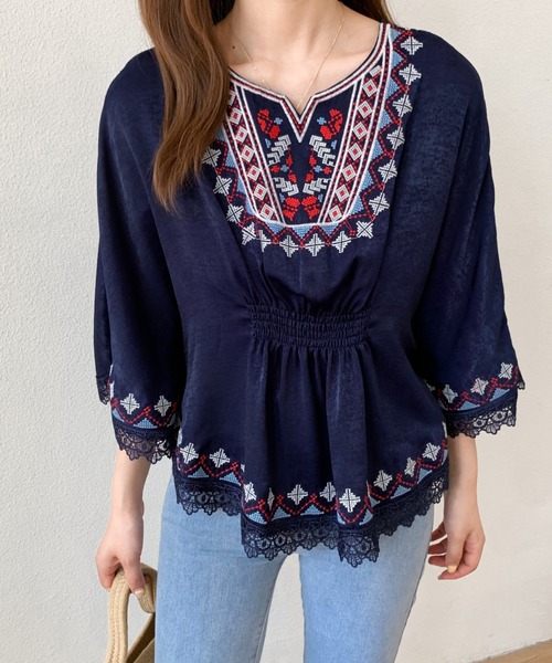 ABITOKYO(アビトーキョー)の「カラー刺繍ブラウス(シャツ/ブラウス・レディース・ベージュ/ネイビー/ホワイト・S/M)」の21枚目の写真