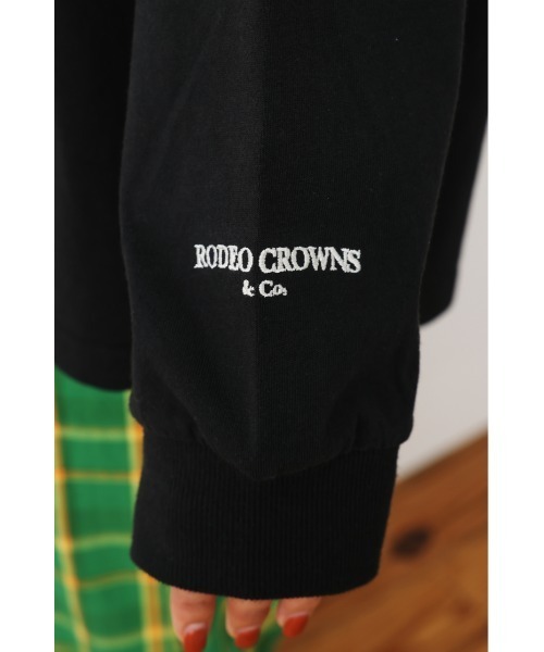 RODEO CROWNS WIDE BOWL（ロデオクラウンズワイドボウル）の「NFL L/S Tシャツ（Tシャツ/カットソー・レディース・ブラック/パープル/オフホワイト/グレー×ホワイト・FREE）」の6枚目の写真