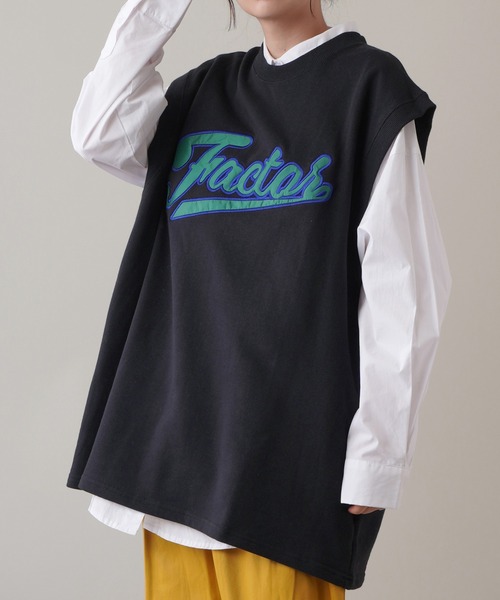 SPINNS（スピンズ）の「FACTORフロントロゴデザイン 裏毛スウェットベスト（スウェット・レディース・ブラック/ネイビー/マスタード/オートミール/杢グレー・ONESIZE）」の2枚目の写真