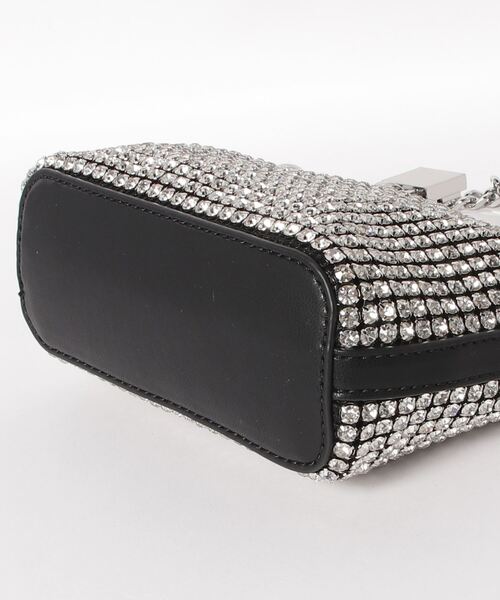 Guess（ゲス）の「VIRTUAL Mini Top Zip Bucket（ショルダーバッグ・レディース・ブラック系その他・ONE SIZE）」の11枚目の写真