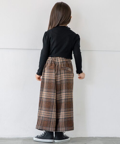 THE SHOP TK （ザ ショップ ティーケー ）の「【110-140】フリルリブハイネックニット（ニット/セーター・キッズ・ライトブルー/ブラック/イエロー・13/14/12/11）」の7枚目の写真