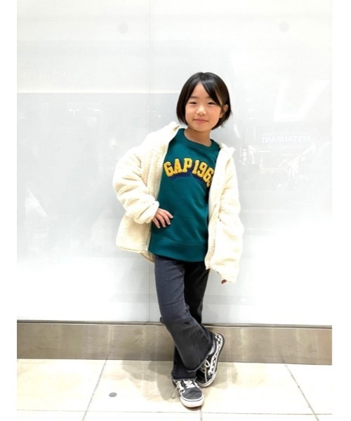 GAP(ギャップ)の「Gapロゴ フリース ジップアップ スウェットシャツ (キッズ)(その他アウター・キッズ・グリーン/ネイビー/アイボリー/その他/ラベンダー・S/XL/XXL/L/M)」の11枚目の写真