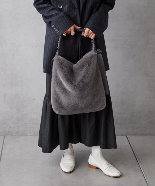 cache cache（カシュ カシュ）の「ファートートバッグ（トートバッグ・レディース・グレー/モカ・フリー）」の5枚目の写真