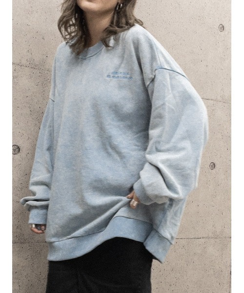 +edit（プラスエディット）の「VINTAGE加工BACK刺繍スウェット（スウェット・レディース・パープル/ブルー/ブラック・FREE）」の2枚目の写真