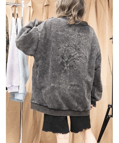 +edit（プラスエディット）の「VINTAGE加工BACK刺繍スウェット（スウェット・レディース・パープル/ブルー/ブラック・FREE）」の6枚目の写真