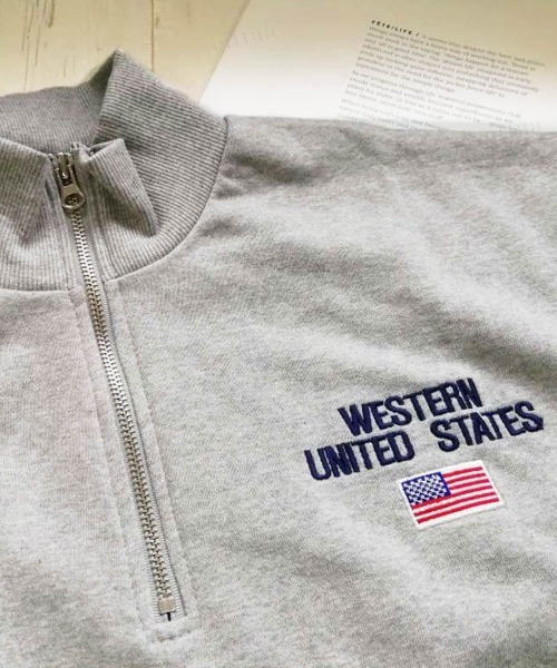 Dalfwin(ダールフィン)の「2022 AW 秋冬 韓国ファッション スウェット レディース 星条旗ハーフジップスウェット トレーナー オーバーサイズ ビッグシルエット ワンポイント刺繍(スウェット・レディース・ホワイト/ネイビー/ベージュ/グレー・FREE)」の15枚目の写真