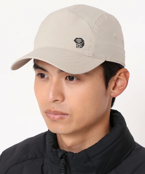 MOUNTAIN HARDWEAR(マウンテンハードウェアー)の「【Mountain Hardwear】ウッドラントドキャップ(キャップ・レディース・ベージュ/ブラック/グレー・REGULAR)」の3枚目の写真
