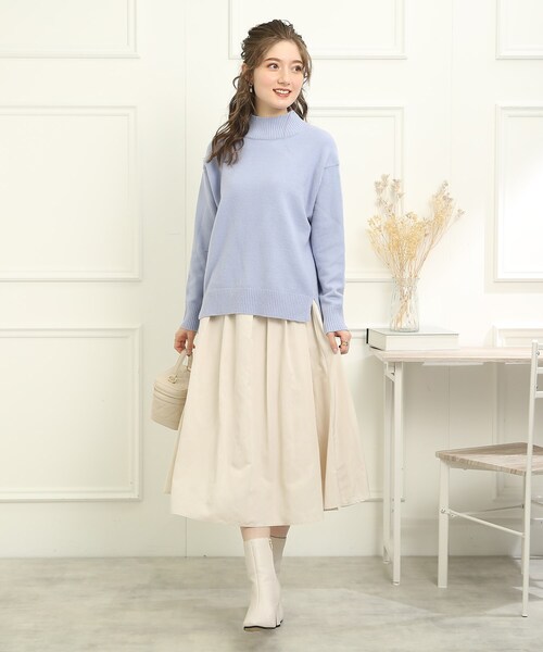 couture brooch（クチュールブローチ）の「◆【冬から春へ、シーズンレスに使える】マットタフタタックスカート（スカート・レディース・オフホワイト/ブラック/パープル系4/ダークグリーン・38/40/42）」の22枚目の写真