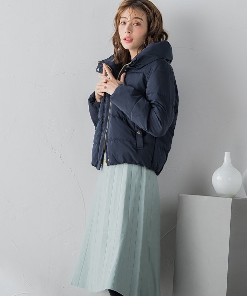 ketty(ケティ)の「ピーチスキンショートダウンジャケット(ダウンジャケット/コート・レディース・ネイビー/ベージュ/キャメル・M)」の14枚目の写真