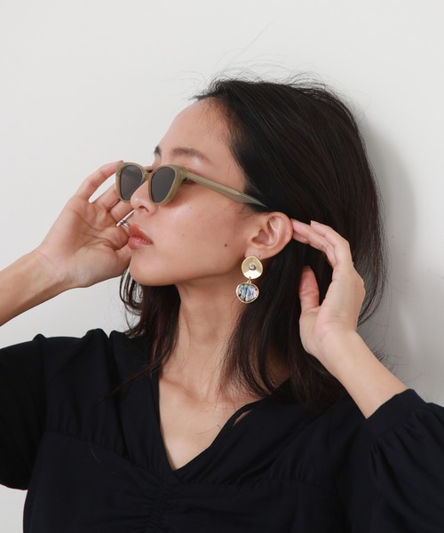 Cheek（チーク）の「シンプルサングラス（サングラス・レディース・ベージュ/ブラウン/ブラック・FREE）」の16枚目の写真