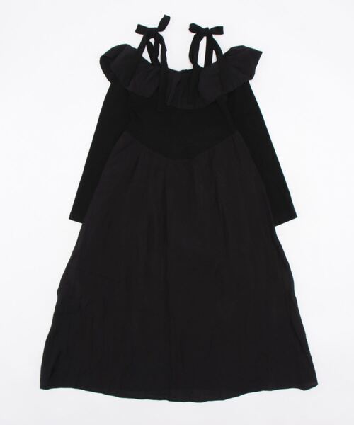 Jasmine Grandiflorum（ジャスミングランディフローラム）の「【Jasmine】オフショルフリルワンピース（ワンピース・レディース・ブラック/ホワイト・SMALL/MEDIUM/LARGE）」の3枚目の写真