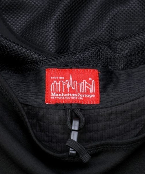 Manhattan Portage（マンハッタンポーテージ）の「Manhattan Portage/マンハッタンポーテージ ハット 撥水＆冷感サンシェイドハット 紫外線対策 撥水 アウトドア MP206（ハット・メンズ・ホワイト×ブルー/ブラック×ブラック/グリーン系その他/ホワイト×ホワイト/ベージュ・FREE）」の9枚目の写真