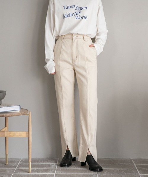 LOWRYS FARM（ローリーズファーム）の「ＣＯＮＥスリットデニムパンツ＊　177908（デニムパンツ・レディース・ネイビー/アイボリー/ライトブルー・SMALL/MEDIUM/LARGE）」の6枚目の写真