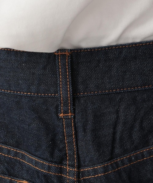 LOWRYS FARM（ローリーズファーム）の「ＣＯＮＥスリットデニムパンツ＊　177908（デニムパンツ・レディース・ネイビー/アイボリー/ライトブルー・SMALL/MEDIUM/LARGE）」の14枚目の写真