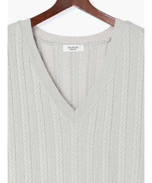 Te chichi TERRASSE（テチチテラス）の「ケーブルVネックベスト（ベスト・レディース・オフホワイト/グレー/ブラック・ﾌﾘ-）」の11枚目の写真