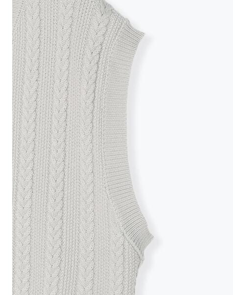 Te chichi TERRASSE（テチチテラス）の「ケーブルVネックベスト（ベスト・レディース・オフホワイト/グレー/ブラック・ﾌﾘ-）」の12枚目の写真