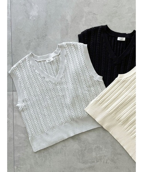 Te chichi TERRASSE（テチチテラス）の「ケーブルVネックベスト（ベスト・レディース・オフホワイト/グレー/ブラック・ﾌﾘ-）」の5枚目の写真