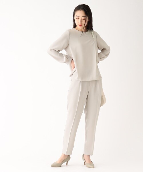 OPAQUE.CLIP（オペークドットクリップ）の「◆ガルーダダブルクロス テーパードパンツ（その他パンツ・レディース・ライトグレー/ブラック・36/38/40/42）」の12枚目の写真