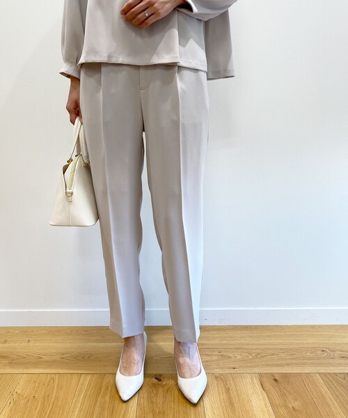 OPAQUE.CLIP（オペークドットクリップ）の「◆ガルーダダブルクロス テーパードパンツ（その他パンツ・レディース・ライトグレー/ブラック・36/38/40/42）」の19枚目の写真