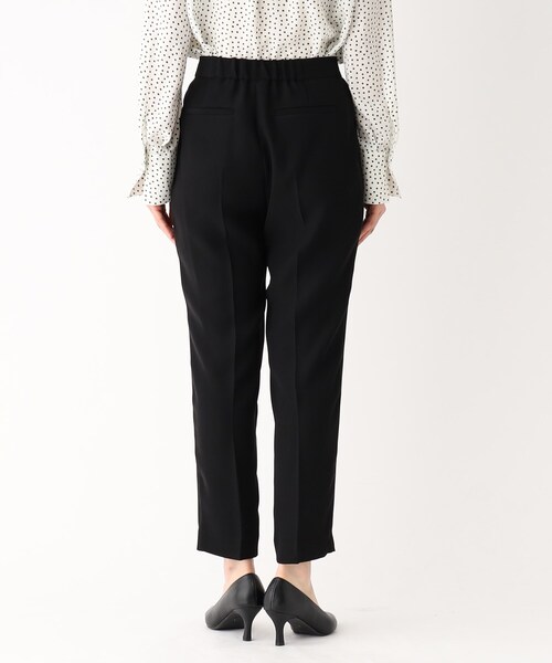 OPAQUE.CLIP（オペークドットクリップ）の「◆ガルーダダブルクロス テーパードパンツ（その他パンツ・レディース・ライトグレー/ブラック・36/38/40/42）」の4枚目の写真