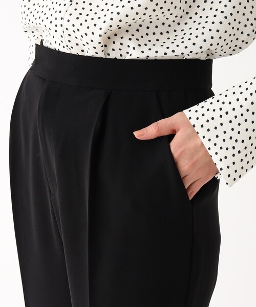 OPAQUE.CLIP（オペークドットクリップ）の「◆ガルーダダブルクロス テーパードパンツ（その他パンツ・レディース・ライトグレー/ブラック・36/38/40/42）」の20枚目の写真