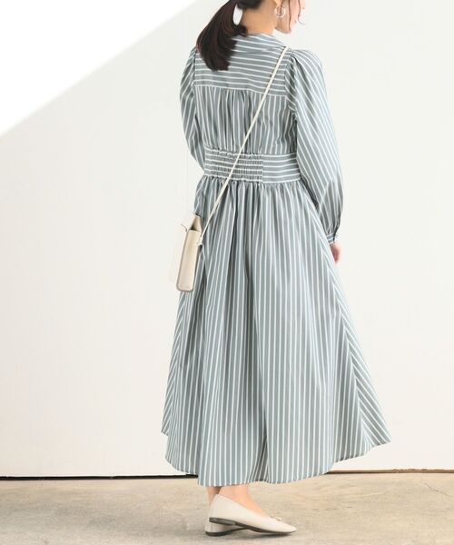 rps(アールピーエス)の「ウエスト切替フレアーシャツワンピース(シャツワンピース・レディース・グリーン/パープル/ブルー系その他2/ネイビー・フリー)」の10枚目の写真