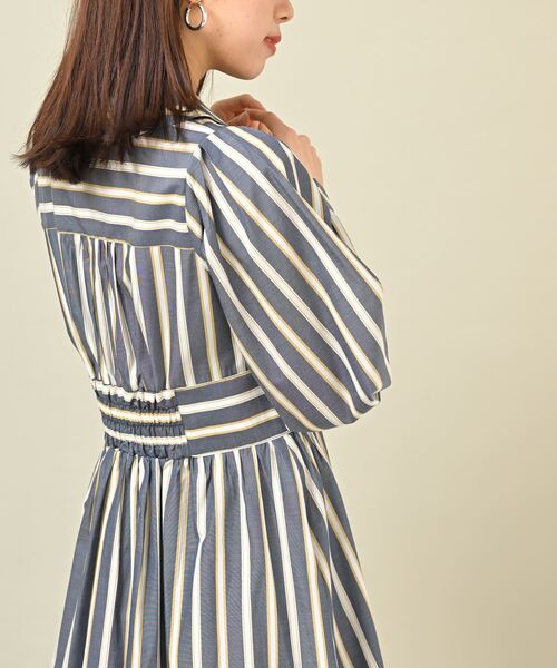 rps(アールピーエス)の「ウエスト切替フレアーシャツワンピース(シャツワンピース・レディース・グリーン/パープル/ブルー系その他2/ネイビー・フリー)」の20枚目の写真