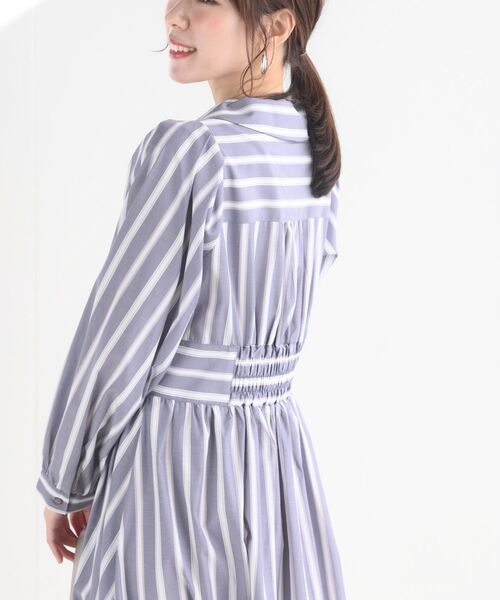 rps(アールピーエス)の「ウエスト切替フレアーシャツワンピース(シャツワンピース・レディース・グリーン/パープル/ブルー系その他2/ネイビー・フリー)」の21枚目の写真