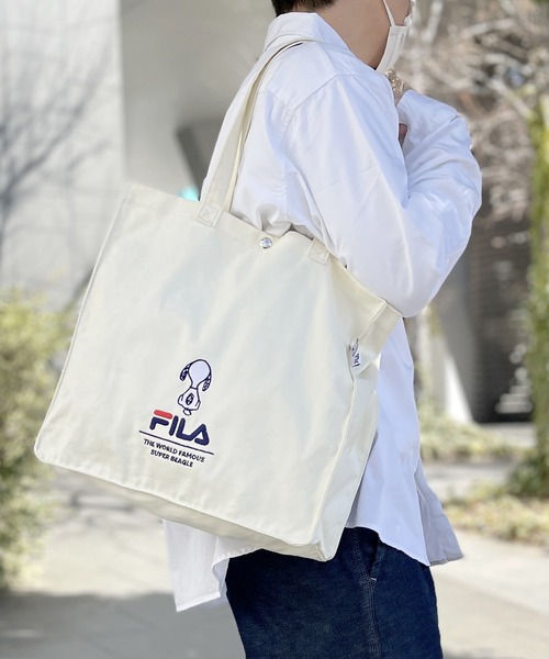 【FILA/フィラ × PEANUTS/ピーナッツ】フェイクファーショルダーバッグ
