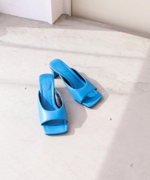 Three Four Time（ｽﾘｰﾌｫｰﾀｲﾑ）の「パッファーサンダル（サンダル・レディース・オレンジ/ブルー/ブラック・23.5㎝/24㎝）」の4枚目の写真