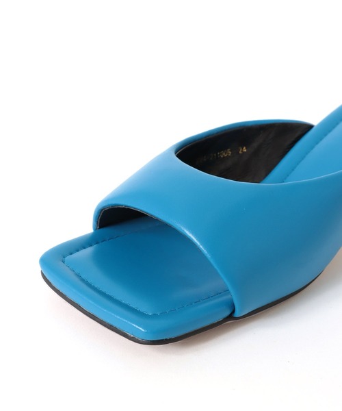 Three Four Time（ｽﾘｰﾌｫｰﾀｲﾑ）の「パッファーサンダル（サンダル・レディース・オレンジ/ブルー/ブラック・23.5㎝/24㎝）」の14枚目の写真